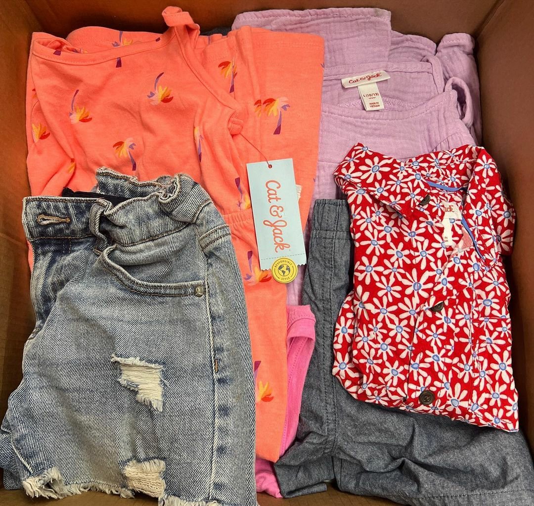 clothing pallets